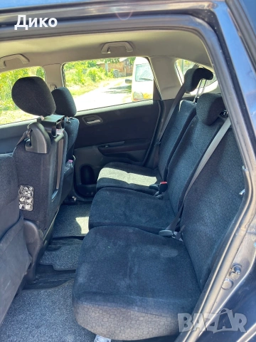 Honda Fr-v , газ- бензин , снимка 4 - Автомобили и джипове - 55243213