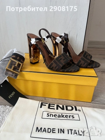 Нови Дамски Сандали Fendi