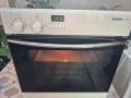 Печка за вграждане Miele, снимка 1