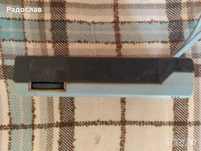 старо радио / транзистор PHILIPS, снимка 5 - Радиокасетофони, транзистори - 54730494