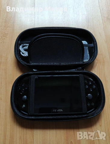 PS Vita 2000 (64GB) с Нови Aксесоари Подарък, снимка 6 - PlayStation конзоли - 54643418