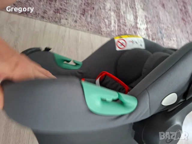 Столче за кола Cybex Aton B2 с основа Isofix в много добре състояние, снимка 9 - Столчета за кола и колело - 55149020