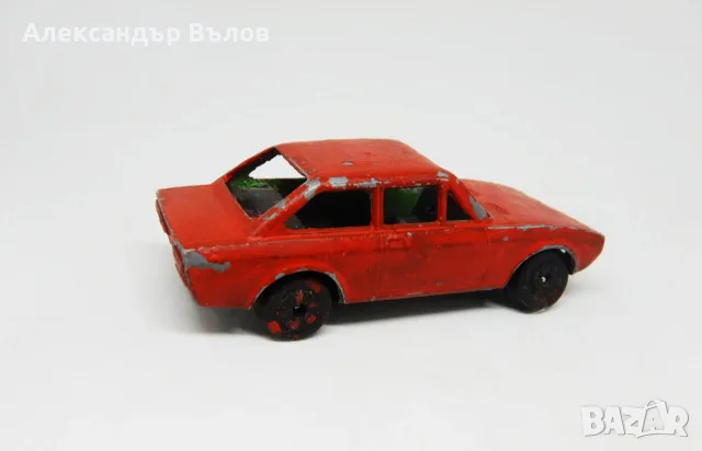 Стара Рядка метална количка FIAT 124 Sport 1600 Playart Хонконг - За реставрация, снимка 7 - Колекции - 55395114