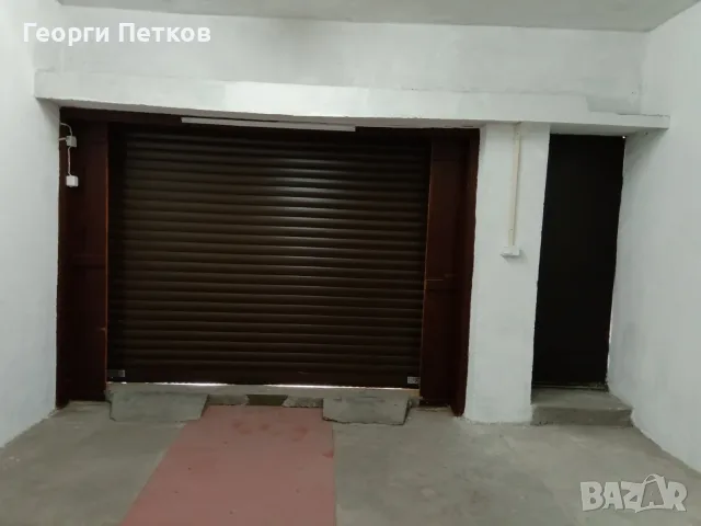 Гараж под наем 30 кв.м. в район - Център, снимка 3 - Гаражи и паркоместа - 55670503