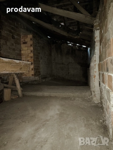 ДВЕ МАСИВНИ ТУХЛЕНИ КЪЩИ + ПАРЦЕЛ за продажба в село Яздач - СПЕШНО - ИЗГОДНО, снимка 16 - Къщи - 49209964