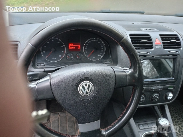 Заглавие: 🚗 VW Golf 5 GOAL Edition 2007г. | 1.6 MPI | БЕЗ РЪЖДА | 5 ВРАТИ | GTI ВИЗИЯ, снимка 15 - Автомобили и джипове - 54011894