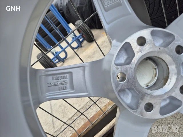 Джанти Dezent 17 цола , 5х112 , 7j , et49 215/65/17 Vw Skoda Audi, снимка 9 - Гуми и джанти - 54484090