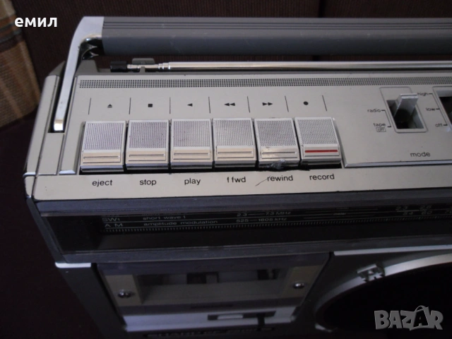 SHARP GF-2500, снимка 4 - Радиокасетофони, транзистори - 54144293