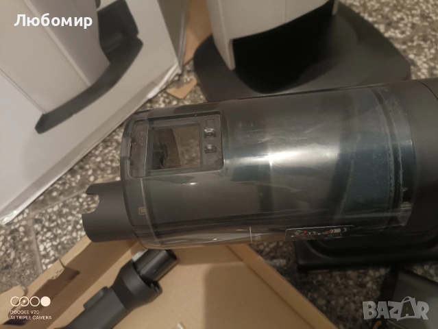 Безжична прахосмукачка roborock H60 Hub Ultra с докинг станция за автоматично изпразване , снимка 3 - Прахосмукачки - 54543534