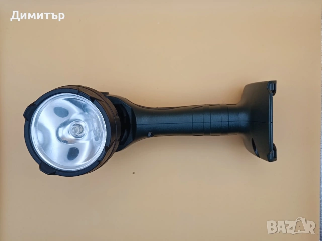 Metabo ULA 14.4-18 акумулаторен фенер, снимка 2 - Винтоверти - 54479629