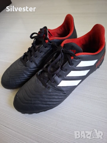 Черни футболни обувки / стоножки Адидас/ Adidas PREDATOR Traxion, номер 45.5