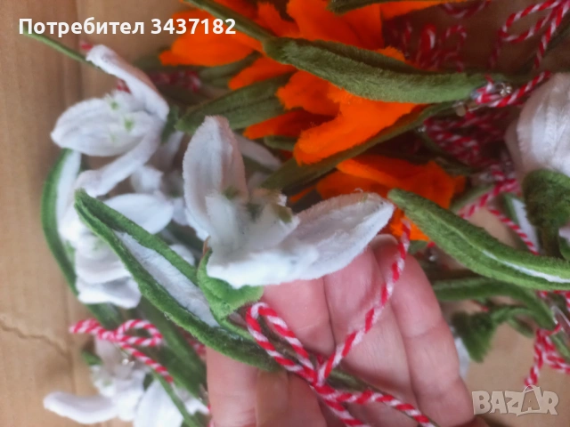 Брошка-мартеница или само брошка, снимка 4 - Изкуствени цветя - 53961366