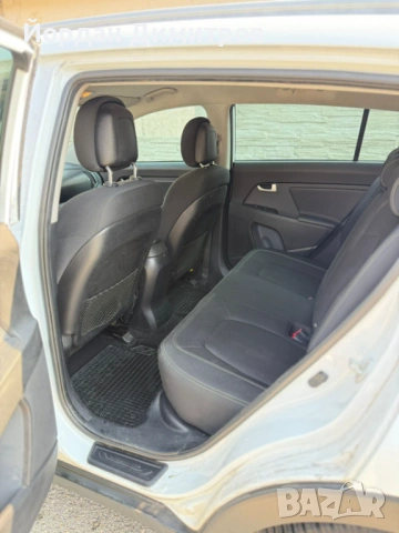 Kia Sportage 2.0 CDRI 4x4 , снимка 3 - Автомобили и джипове - 53984960