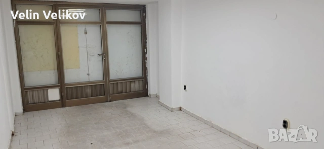 Магазин под наем - Център, гр. Варна 18 кв., снимка 5 - Магазини - 55185158