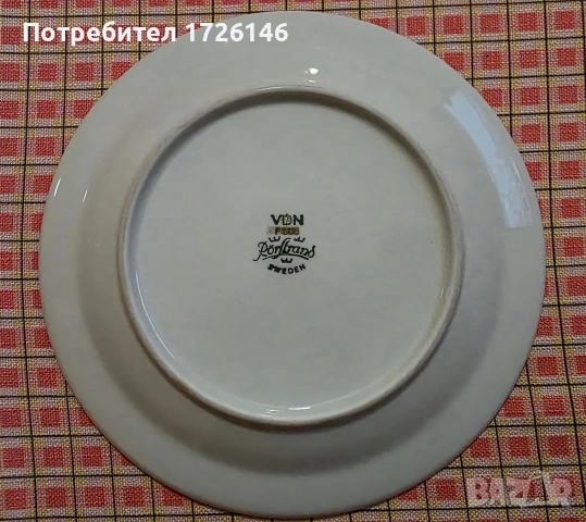 Порцеланови чинии със златен кант 8 броя Rörstrand, Sweden , снимка 5 - Чинии - 54045949