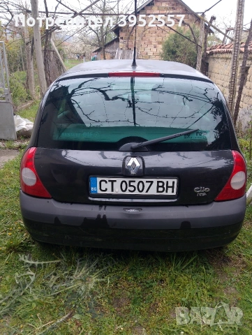 Продавам автомобил Renault Clio, снимка 11 - Автомобили и джипове - 54346554