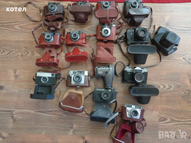 Продавам Голям лот от 14 бр. Ретро  Фотоапарати (Zenit, Olympus, Agfa, Смяна 2, 4, 6, 8) 