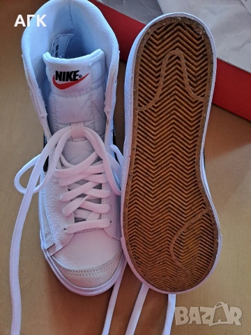Чисто нови дамски кецове NIKE, снимка 4 - Маратонки - 55128056