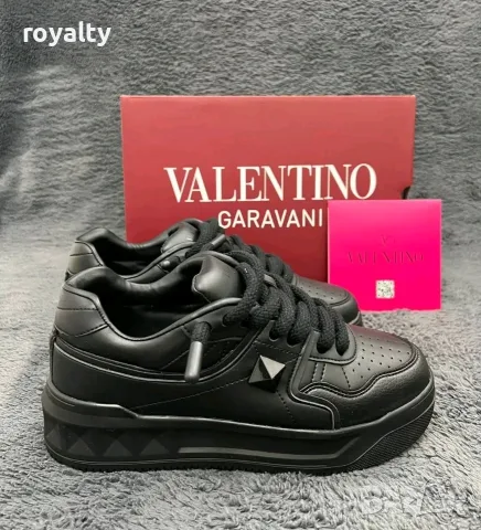 Valentino Garavani Нови Черни Маратонки 36-45 Номер с Кутия 