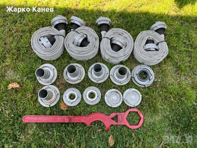 Продавам пожарникарски маркучи + накрайници и ключ (комплект)