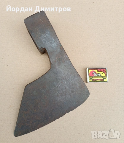 Стара голяма брадва 3,6кг., снимка 3 - Антикварни и старинни предмети - 54279688