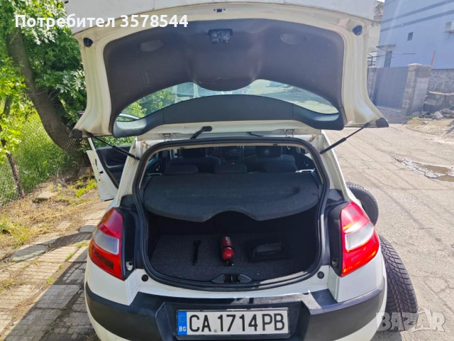 Renault Megane 2, снимка 6 - Автомобили и джипове - 54759504