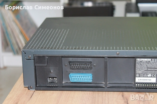 VHS VIDEORECORDER Telefunken M-9720, снимка 5 - Плейъри, домашно кино, прожектори - 54494858