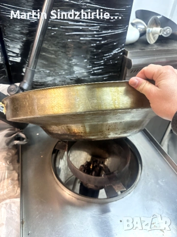Газов котлон с уок горелка + стойка – професионален с комплект тигани, снимка 12 - Обзавеждане на кухня - 54096846