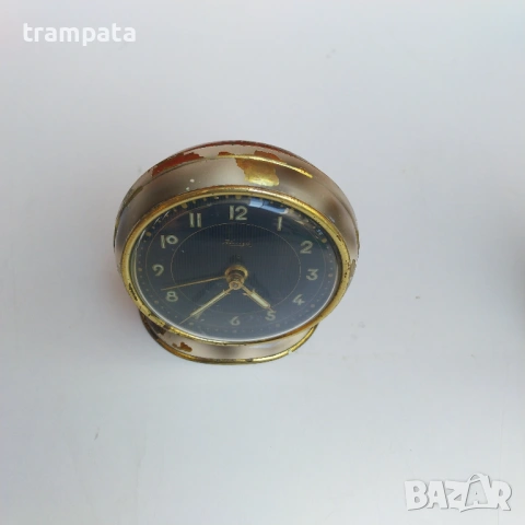 НАЙ ДОБРАТА ОФЕРТА Стар немски часовник будилник Kienzle , снимка 2 - Антикварни и старинни предмети - 54381816