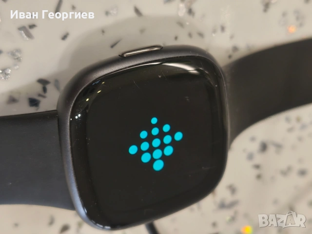 Fitbit Versa 4 -смарт часовник , снимка 4 - Смарт часовници - 55130392