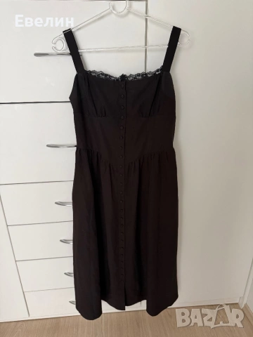 черна рокля