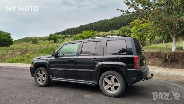Jeep Patriot 2.4 LPG 4x4 , снимка 11 - Автомобили и джипове - 54947557