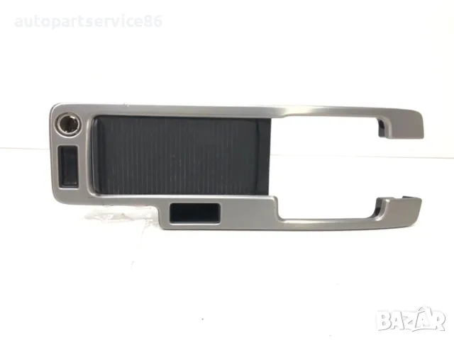 Сива декоративна облицовка на централната конзола за Volvo C30 1.6 TDI (2012) 30755392 OEM
