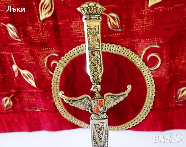Кама с кания,Корона,Замък,Лъв,Орел,Щит,позлата. , снимка 3 - Антикварни и старинни предмети - 55436797