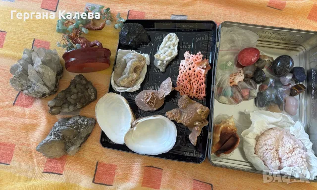 Кристали и скъпоценни камъни