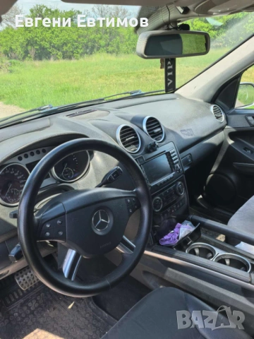Mercedes Benz Ml320 CDI 4matic, снимка 9 - Автомобили и джипове - 54660935