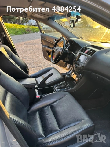 Honda Accord 2.4 i-VTEC COMBI • Автоматик • Газ - Бензин • Отлично състояние, снимка 6 - Автомобили и джипове - 55259854
