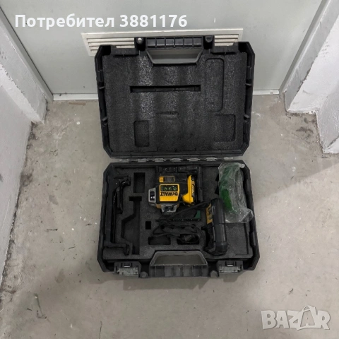 Зелен лазерен нивелир DeWALT - DCE089D1G-QW, 12V, 35 m, 12V 2Ah, снимка 2 - Други услуги - 54562343