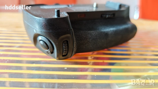 Battery Grip за Nikon D750, снимка 2 - Батерии, зарядни - 54948527