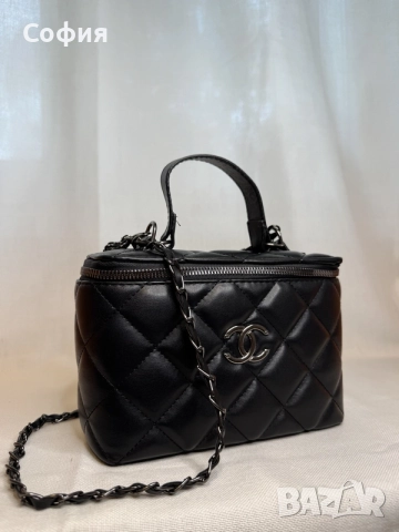 Дамска чанта Chanel, снимка 2 - Чанти - 55328745