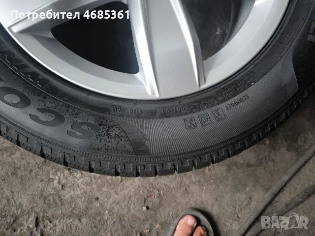 Зимни гуми 215 65 17, снимка 2 - Гуми и джанти - 55407124