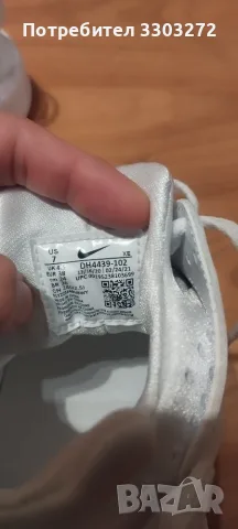 Дамски маратонки Nike huarache , снимка 3 - Маратонки - 55624614