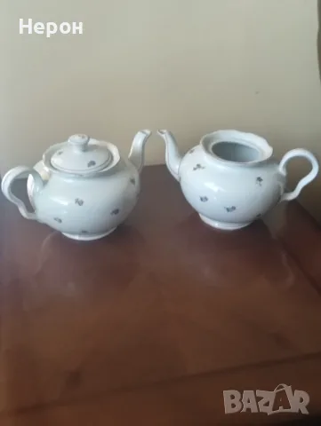 Порцеланов чайник