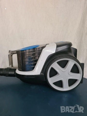 Прахосмукачка Philips PowerPro Compact Серия 3000 Силно засмукване, без торбичка , снимка 2 - Прахосмукачки - 54458871