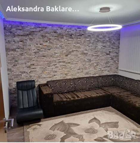 Луксозен италиански ъглов диван – отлично състояние