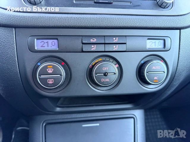 VW Tiguan, снимка 15 - Автомобили и джипове - 54818426