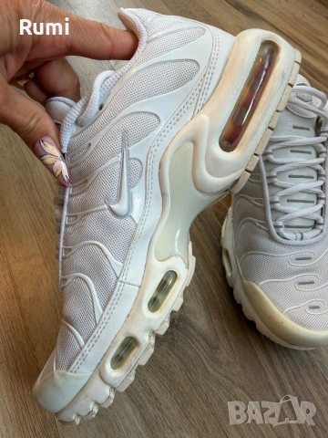 Оригинални маратонки Nike Air Max Plus! 40 н, снимка 4 - Маратонки - 54656950