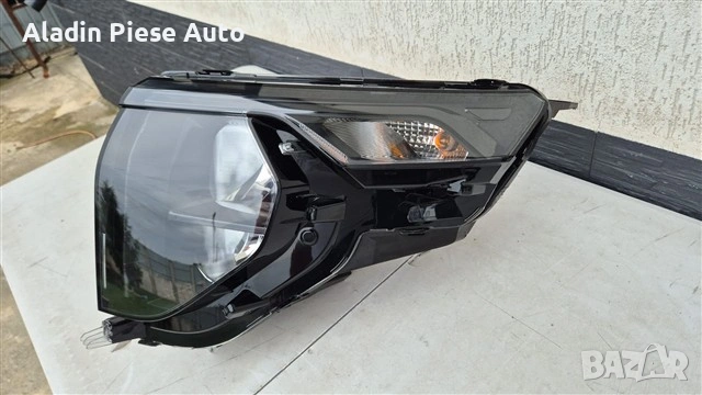 Ляв фар Ford Transit Courier Facelift халогенен година 2023 2024 2025 2026 код R2X613W030CF , снимка 2 - Аксесоари и консумативи - 55014903