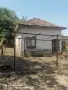 Изгодно се продава парцел с гредоредна къща в с. Мраморен, обл. Враца, снимка 2