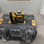 Зелен лазерен нивелир DeWALT - DCE089D1G-QW, 12V, 35 m, 12V 2Ah, снимка 1